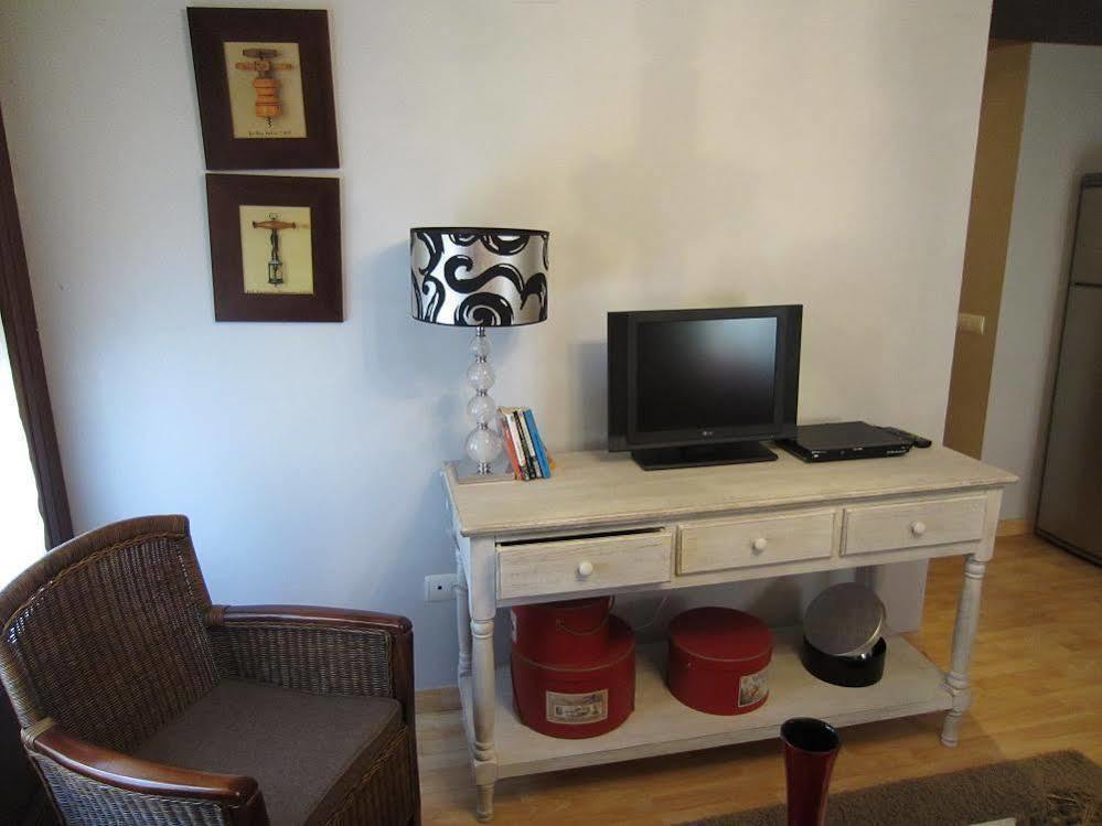 Apartamentos Alcoba De Baco بارباسترو المظهر الخارجي الصورة